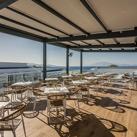 Mirage Bleu Szálloda 5*